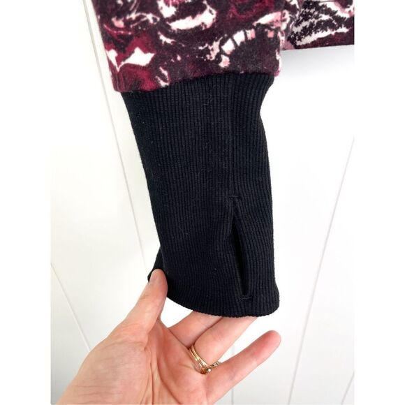 Joie Caleigh Abstract Floral Purple Cropped Sweatshirt S‎ - Picture 5 of 8